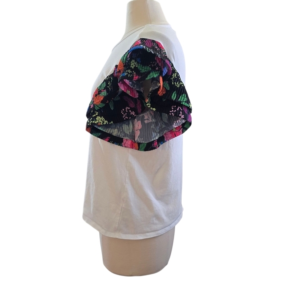 Love Story Top Short Sleeve T-shirt Size Large White Floral Flutter Sleeves - Picture 5 of 13
